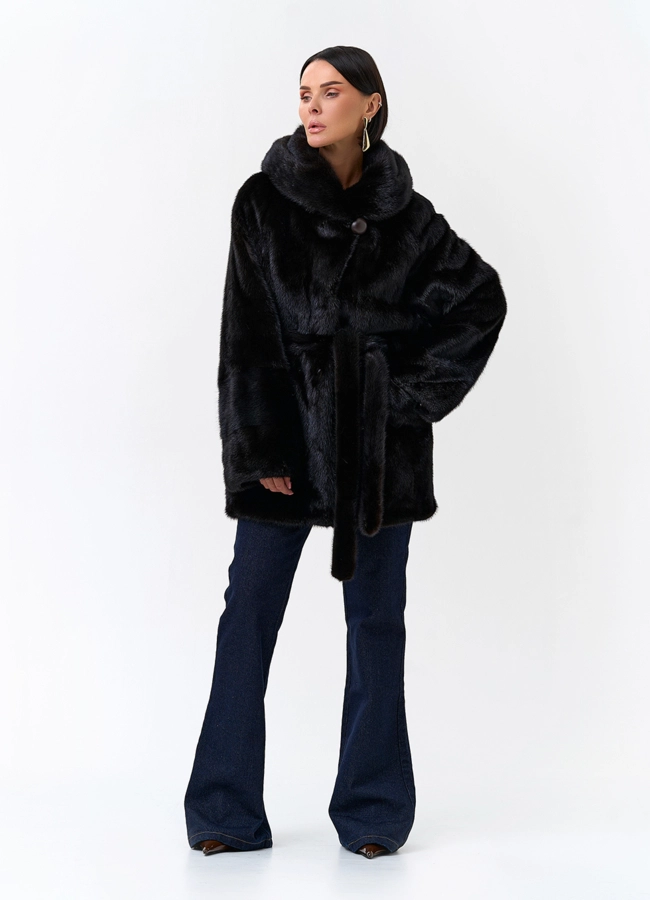 Шуба из меха норки с капюшоном модель № 33697 в рассрочку