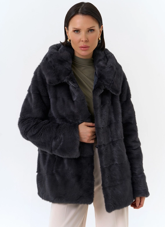 Куртка из меха норки с капюшоном